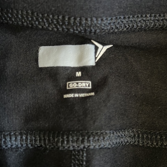 Lot of 2 Old Navy Maternity Lattice Hem Yoga Pants - Picture 8 of 8